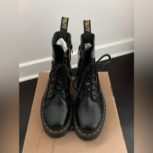 Like new ✨ Dr Martens Jadon Boot Smooth Leather Platform